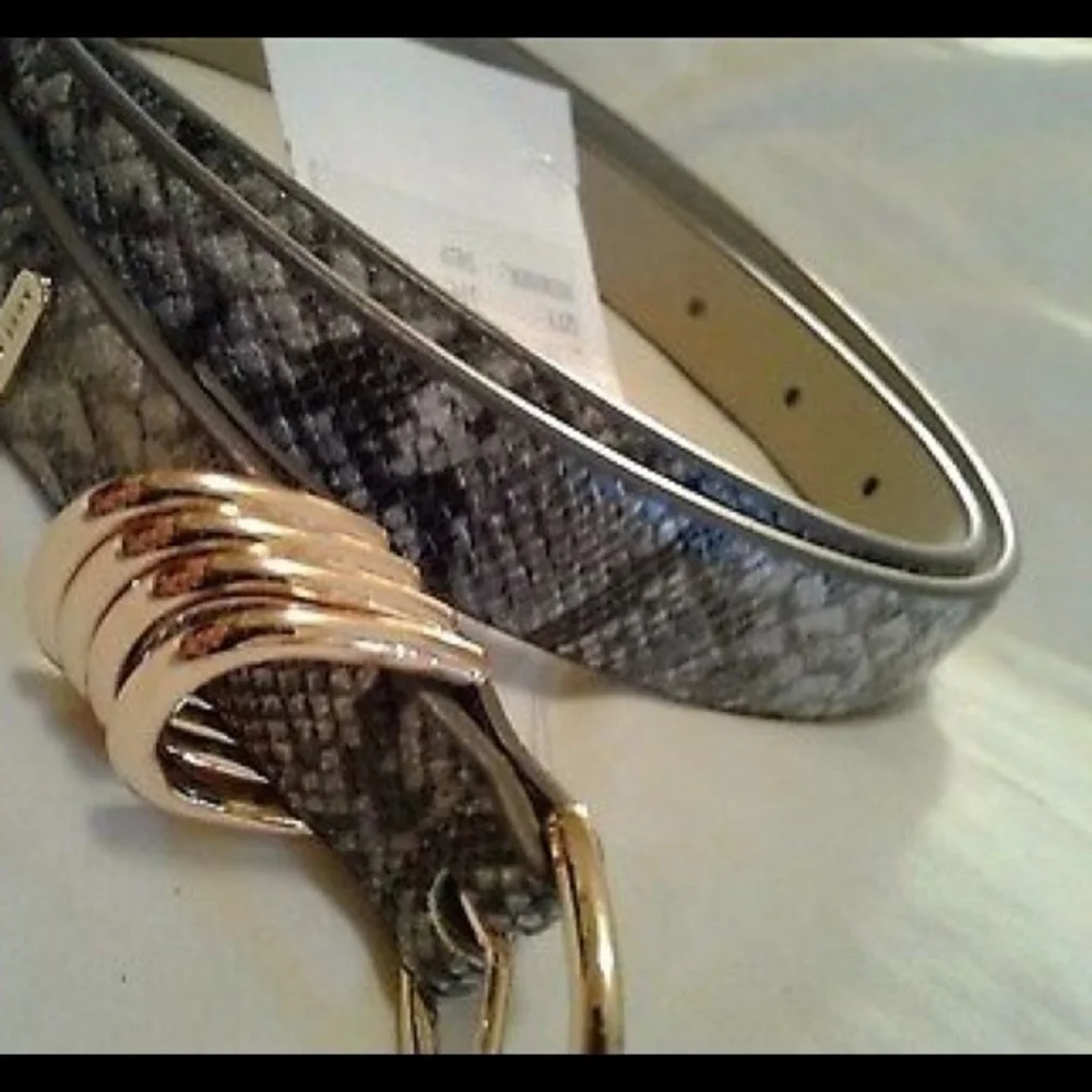 Anne Klein Leather Scales Belt-Size M